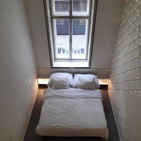 Downtown Prague Minimalistic Room In Flatshare Dış mekan fotoğraf